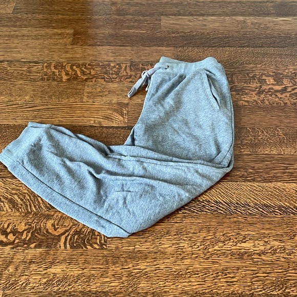 Forever21 Gray Jogger Sweatpants Size XS - Picture 3 of 3